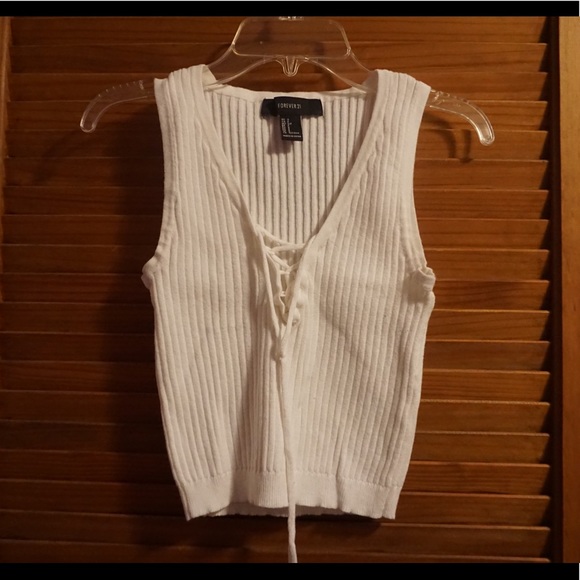 Forever 21 Tops - Forever 21 White Crop (SALE!!!! READ DESCRIPTION)